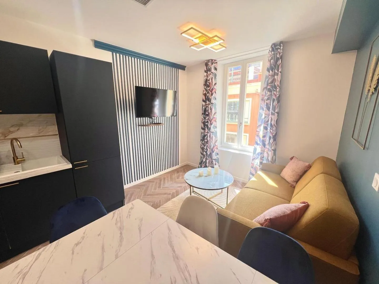 Apartament Moon Nicea